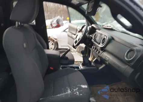 2016 Toyota Tacoma Trd Sport из США, поврежденный, VIN 5TFSZ5AN9GX042898